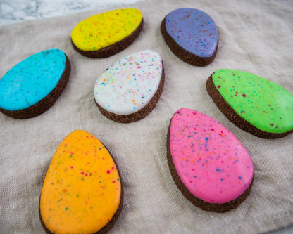 biscuits en forme d'oeufs de Pâques